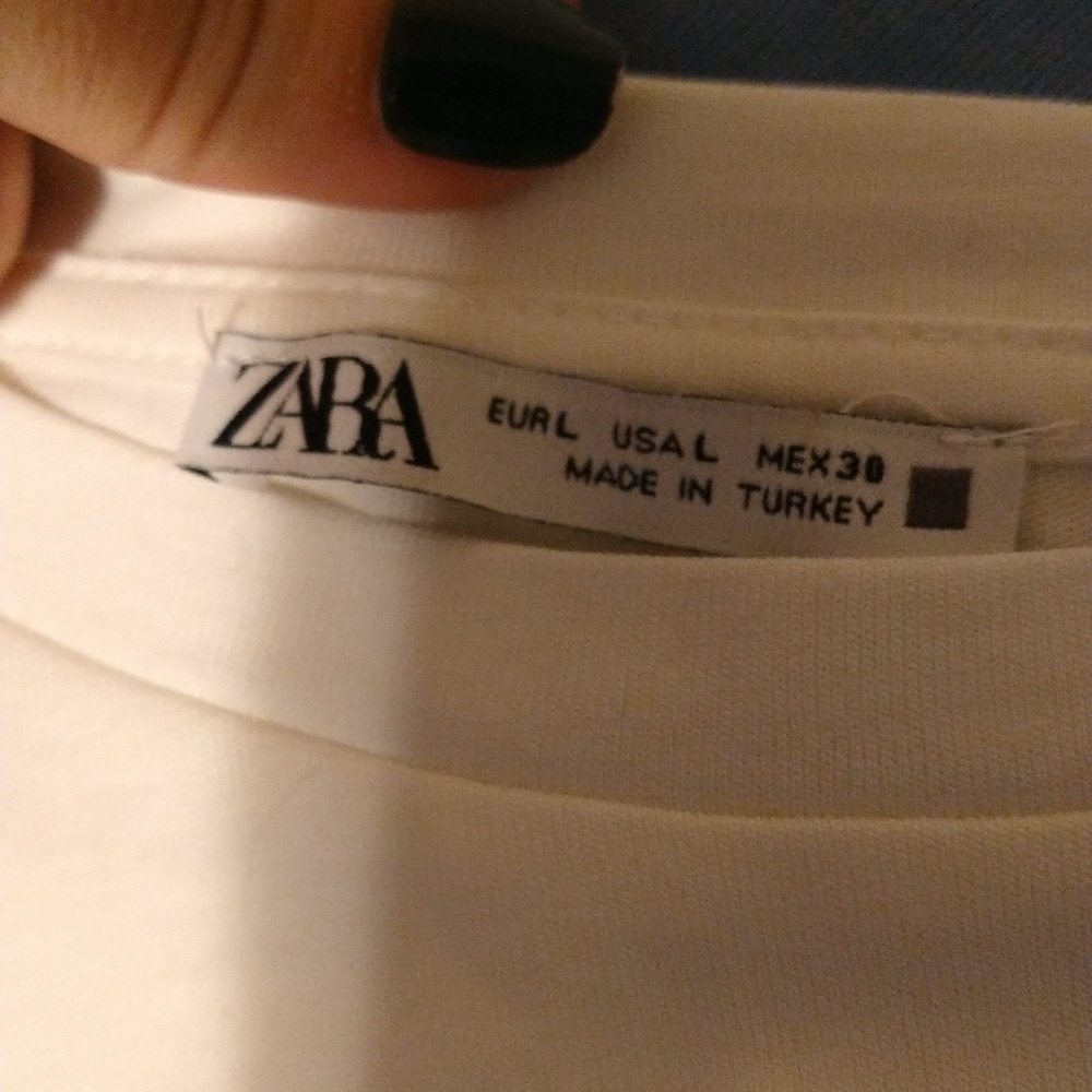 Zara "Poterie Studio" Graphic T-shirt - Picture 5 of 5